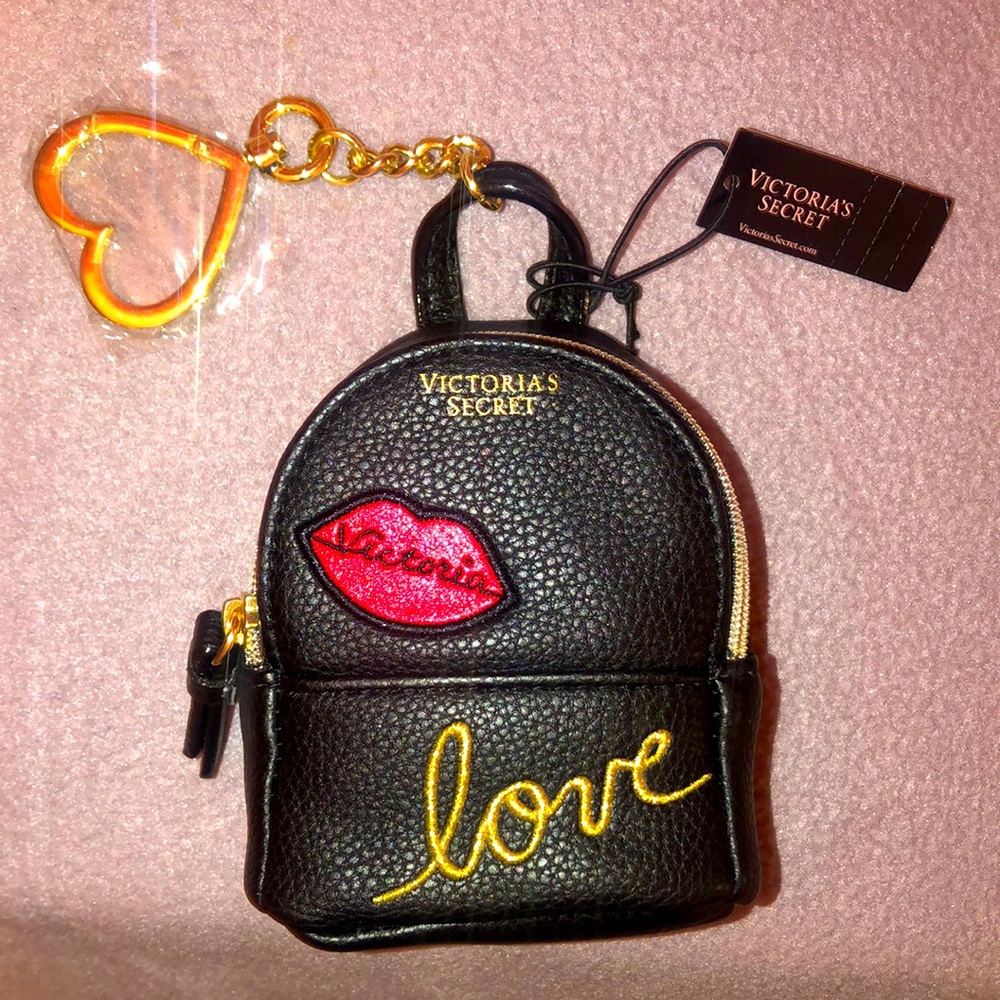 New Victoria’s Secret Backpack 🎒 🔑 Keychain/ Coin Purse 👛
